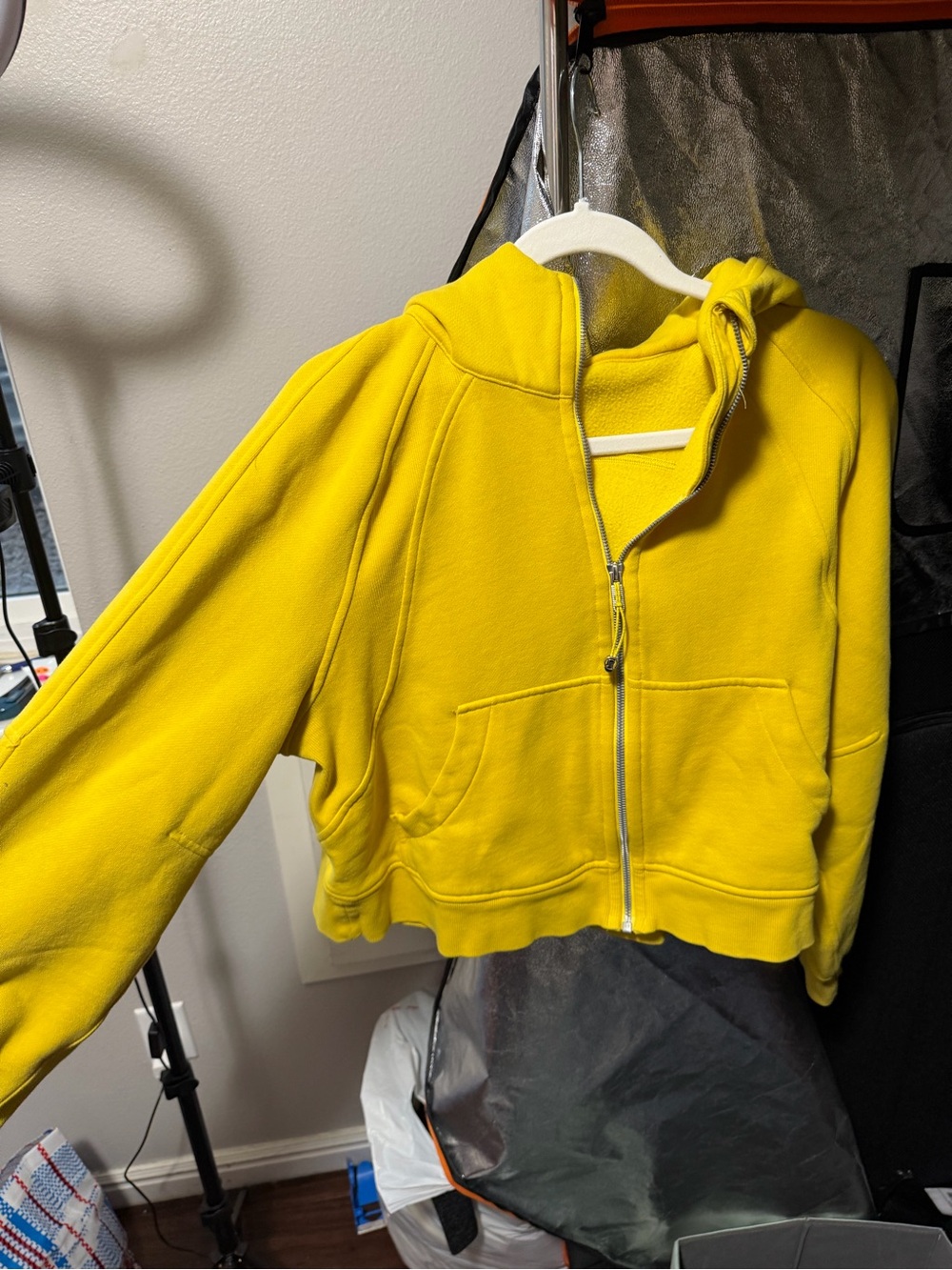 Lululemon SCUBA M-L Yellow Zip-Up Hoodie